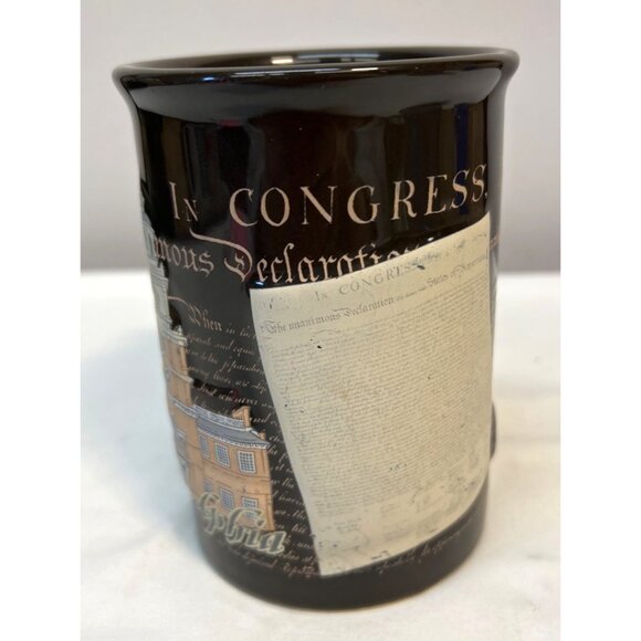 Philadelphia Independence Hall & Liberty Bell Souvenir Mug - Picture 2 of 5